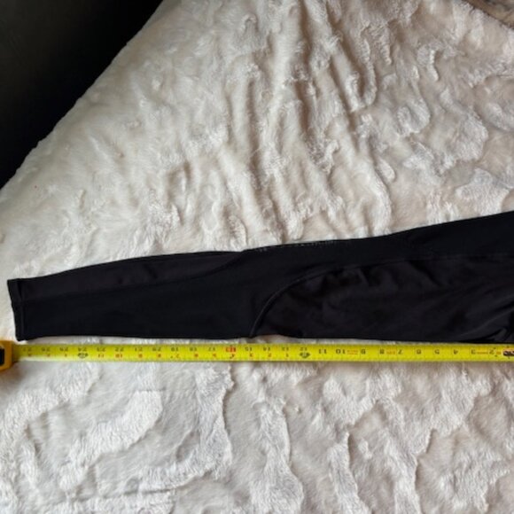 Move Black Compression Athletic Leggings with Mesh Ladies Size S  NWT - Picture 10 of 13